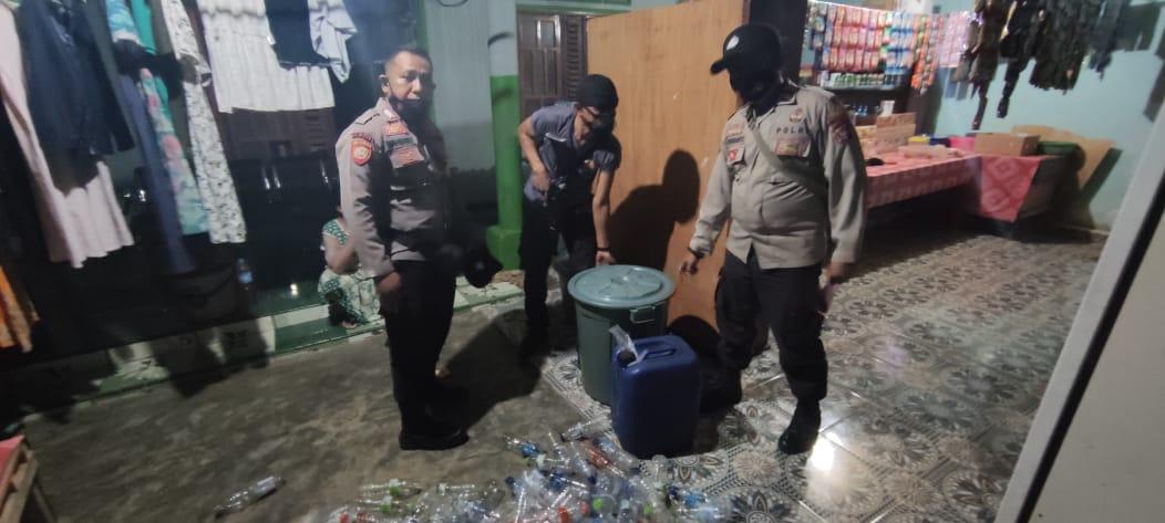 Patroli Paket Sate, Polsek Utan Amankan Penjual Minuman Keras
