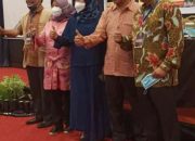 Isvie Rupaeda Nahkoda Baru IKA UNRAM