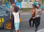 Sok Jago, Dua Pemuda Baku Hantam di Tengah Jalan