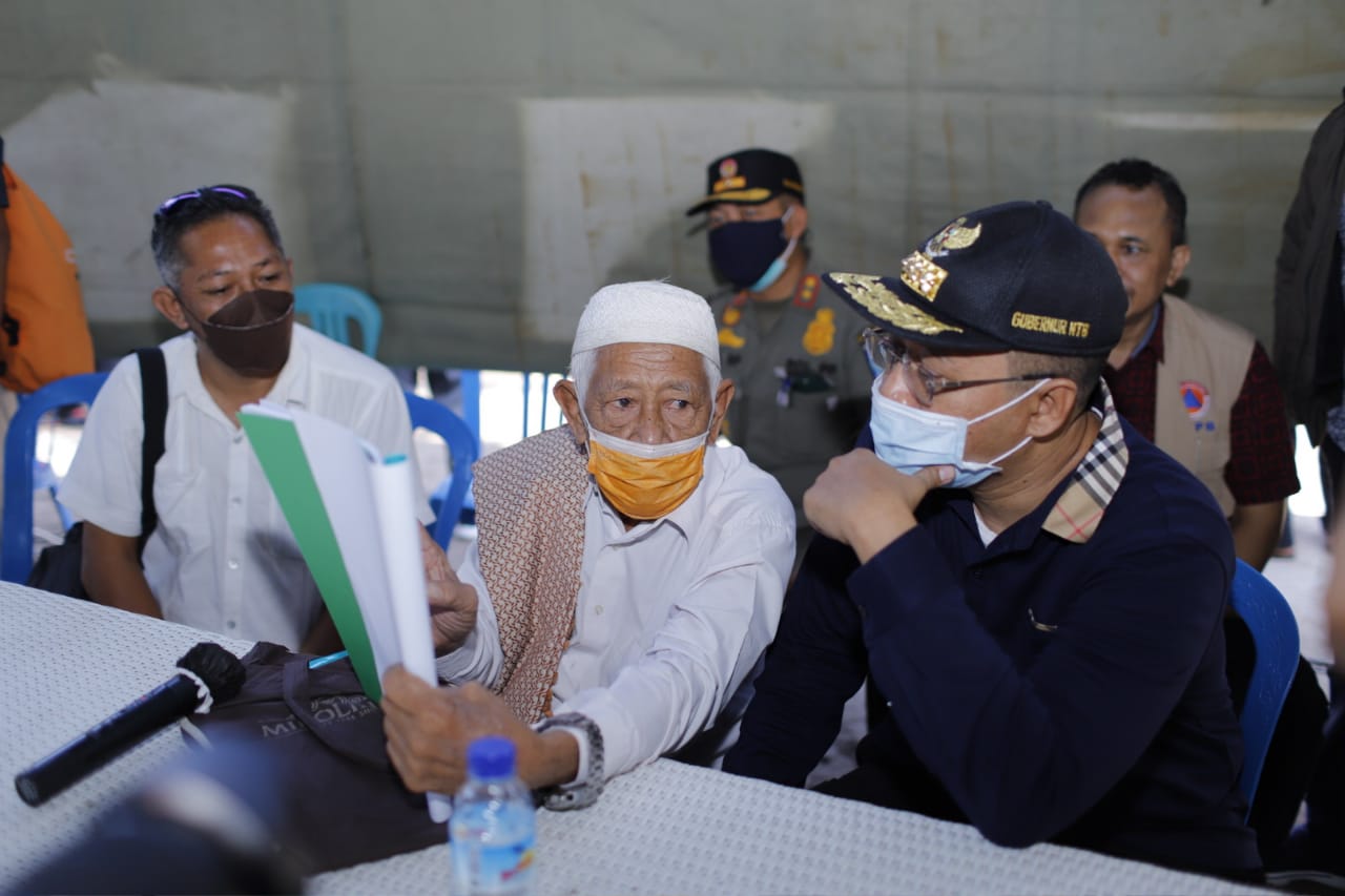 Masyarakat Gili Trawangan Titipkan Harapannya Kepada Doktor Zul