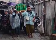 Fakta Ibu-ibu Gotong Mayat di Lombok