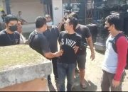 Sat Resnarkoba Geledah Sebuah Rumah Diduga Tempat Transaksi Narkoba di Abiantubuh