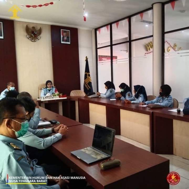 Kepala Divisi Kemenkumham NTB, Berikan Pembinaan Kepada Tim Penyuluh Hukum