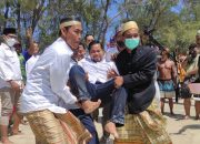 Mandi Safar di Gili Meno Jadi Pemikat Tarik Wisatawan