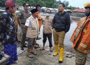 Wabup KLU Turun Lokasi di 217 KK Terdampak Banjir