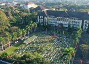 Unram Gelar Shalat Idul Adha di Lapangan Rektorat