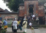 Tokoh Hindu NTB Cegah Upaya Perpecahan di Pura Lingsar
