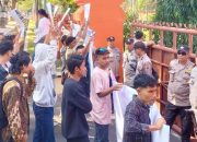 Ada Dugaan Mafia Tambang di Sumbawa Barat, Massa Geruduk Polda NTB