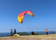 Nikmati Suasana Pantai dan  Tonton Kejuaraan Paralayang Asia di Sky Lancing Lombok Tengah, Gratis !!!