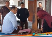 Kejari Lombok Tengah Gerebek Rumah Tersangka Kasus Proyek Jalan Wisata Alam Gunung Tunaq