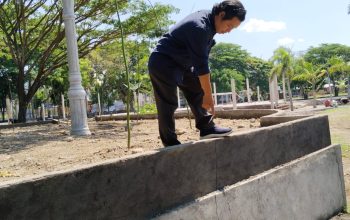 DPRD Loteng Temukan Tembok Retak di Proyek Alun-Alun Tastura Senilai Rp5 Miliar, Diduga Dikerjakan Asal Jadi!
