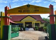 Tracer Study: 94,8 Persen Alumni SMKN 1 Lopok Terserap Dunia Kerja