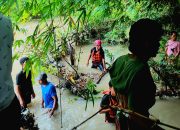 Hana, Anak 2 Tahun Terseret Arus Deras di Parit Belum Ditemukan