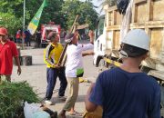 Perkim Lombok Tengah Libatkan PKL dalam Menjaga Kebersihan Alun-Alun Tastura