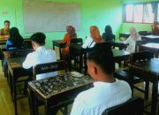 Ratusan Peserta SMA Terbuka di SMA Negeri 1 Sakra Antusias Ikuti UAS