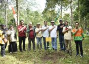 Bank NTB Syariah Tanam 1.500 Bibit Pohon dan Luncurkan Proklim Mart di Kampung Iklim Joben Lestari