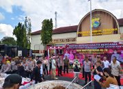 Masak Besar Polres Loteng Pecahkan Rekor Antusias Warga, Bobon Santoso Hidangkan 5.000 Porsi Sapi Teriyaki