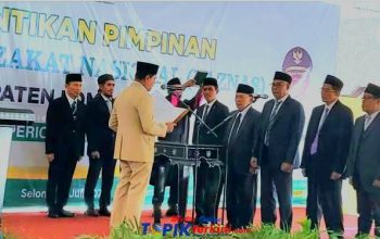 Haerul Warisin Lantik 5 Pimpinan Baznas Lotim, Minta Lebih Amanah dan Professional