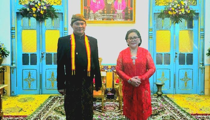 Keraton Surakarta Anugerahkan Gelar Kajeng Raden Aryo kepada Teguh Satya Bhakti