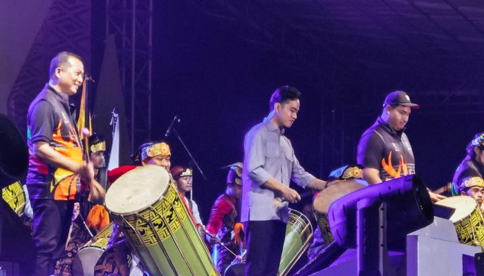 FORNAS VIII Resmi Ditutup Wapres Gibran: NTB Ukir Sejarah, Ekonomi Bergeliat Hingga Rp150 Miliar