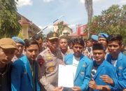 PMII Mataram Gedor Polda NTB, Bakar Ban Hingga Ditemui Wakapolda