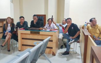 ‎Ratusan Warga Sepolong Hadiri Panggilan Pengadilan, Kritik Penggugat Tak Hadiri Panggilan Mediasi Sengketa Lahan