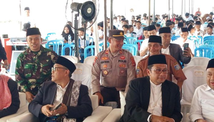 Polsek Gunungsari Kawal Ketat Shalawat Akbar HSN 2025 di Lentera Hati