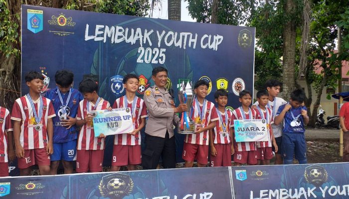 Polsek Narmada Beri Pengamanan Penutupan Turnamen Lembuak Youth Cup U-11 dan U-13