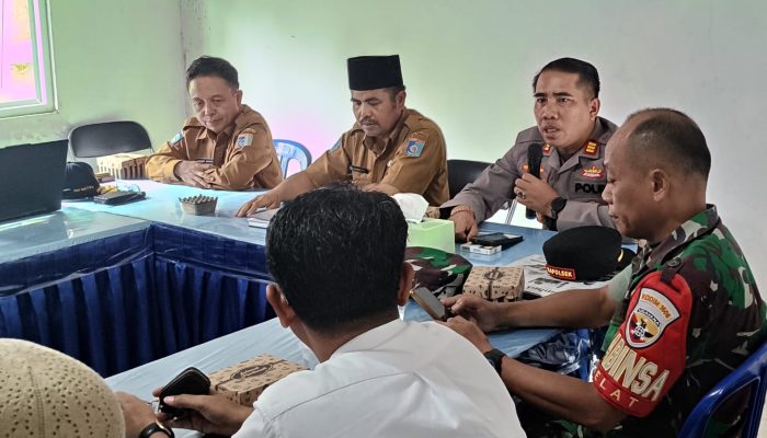 Kapolsek Narmada hadiri sosialisasi Kopdes Merah Putih di Desa Selat