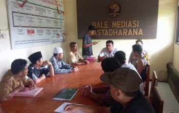 Polsek Lingsar Perkuat Sambang Desa dan Dialog Kamtibmas Jelang Pergantian Tahun