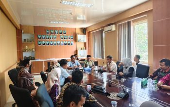 Nakes Paruh Waktu Keluhkan Upah Rp200 Ribu, DPRD Lombok Tengah Janji Perjuangkan