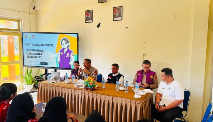 Polisi Masuk Sekolah, Siswa SMAN 1 Narmada Belajar Atasi Cemas dan Bullying