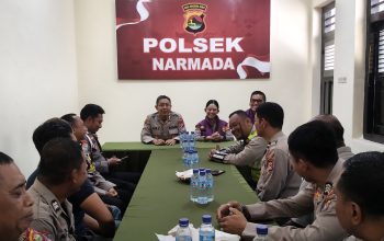 Kapolsek Narmada Sambut Edukasi Psikologi Biro SDM Polda NTB untuk Perkuat Kinerja Personel