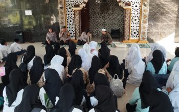 Polisi Edukasi Santri Soal Bullying dan Pernikahan Dini