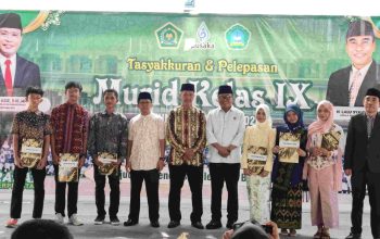MTsN 1 Lombok Tengah Lepas 411 Siswa Kelas IX, Kanwil Kemenag NTB Apresiasi Prestasi Madrasah