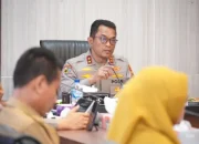 Kapolda NTB Irjen Pol Kalingga Rendra Raharja membuka Rakor Penanganan Izin Pertambangan Rakyat (IPR) dan mendorong percepatan legalisasi tambang rakyat di NTB.