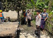 Respon Cepat Polsek Lingsar, Kebakaran Berugak Milik Warga Segera Ditangani