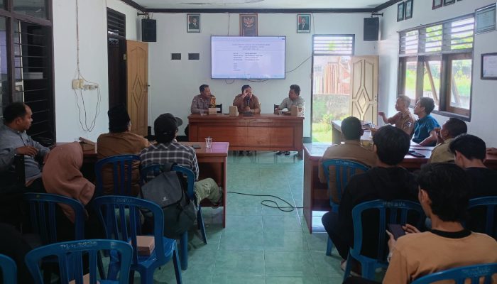 Aiptu Agung Dampingi Pembentukan Karang Taruna, Kapolsek Lingsar Ajak Pemuda Jaga Kamtibmas