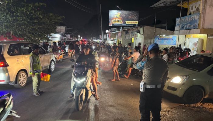 Pengamanan Nyongkolan Sukses, Kapolsek Lingsar Ajak Warga Lebih Tertib di Jalan