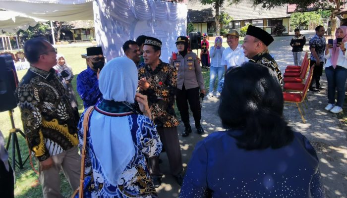 Komisi X DPR RI Tinjau SMAN 1 Lingsar, Bantuan Renovasi Gedung Langsung Disalurkan