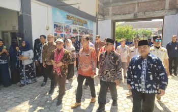 Menteri Pendidikan Hadiri MPLS SMAN 2 Praya, Tinjau Revitalisasi dan Tekankan Pendidikan Karakter