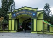 ‎Belum Lunas Bayar Seragam Rp1,3 Juta, Wali Murid SMA 1 Sakra Kembali Dibebani  Uang Bangku Rp1 Juta