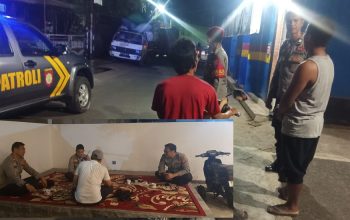 Patroli Malam Polsek Gunungsari Sambangi Warga, Kapolsek Ajak Jaga Kamtibmas