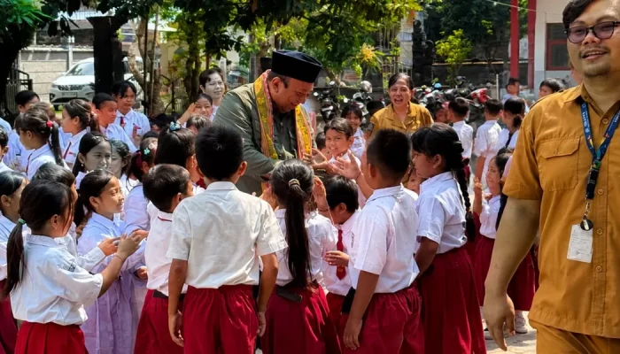 Lalu Hadrian Irfani: Dana PIP Bukan untuk Bayar Utang, Orang Tua Diminta Awasi Anak di Era Digital