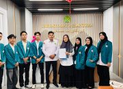 Serah terima mahasiswa FDIK UIN Mataram peserta PKL Nasional 2026 di Kantor Kementerian Agama RI, Jakarta, Senin (28/9/2026).
