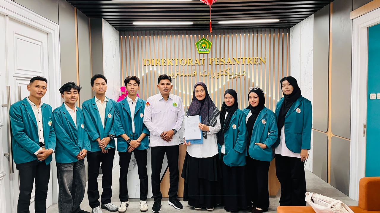 Serah terima mahasiswa FDIK UIN Mataram peserta PKL Nasional 2026 di Kantor Kementerian Agama RI, Jakarta, Senin (28/9/2026).