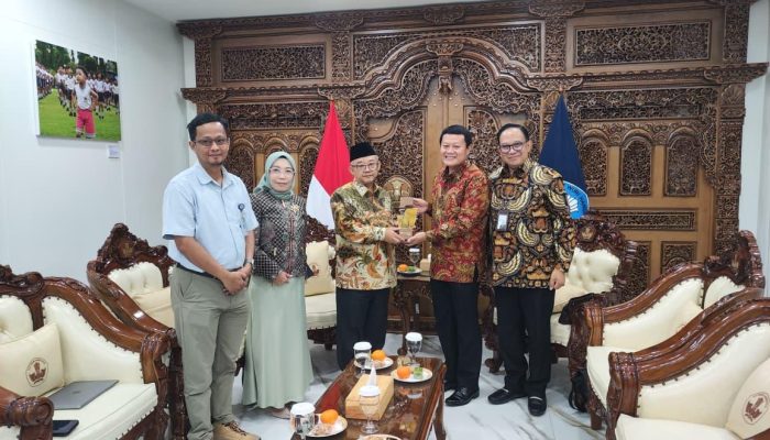 Mendikdasmen dan Bank NTB Syariah Perkuat Layanan Keuangan untuk 54 Ribu Guru dan ASN Pendidikan